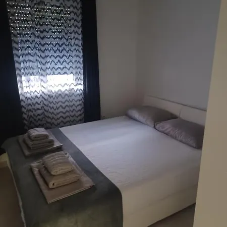 Alen Gat Apartment *